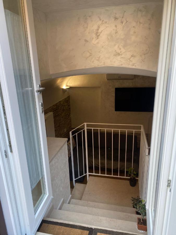 Vatican Stone Рим Екстериор снимка